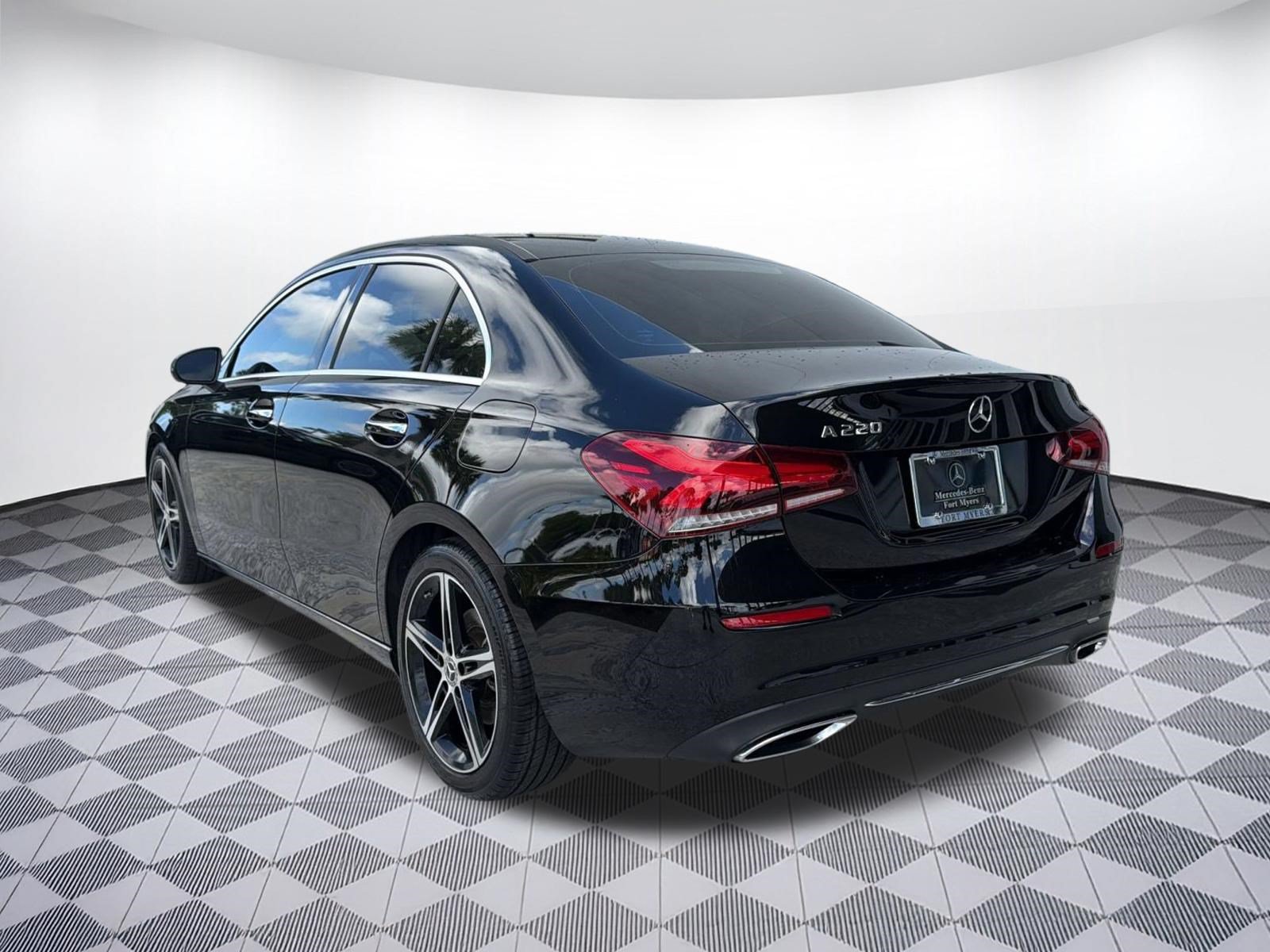 Used 2019 Mercedes-Benz A 220 image 3