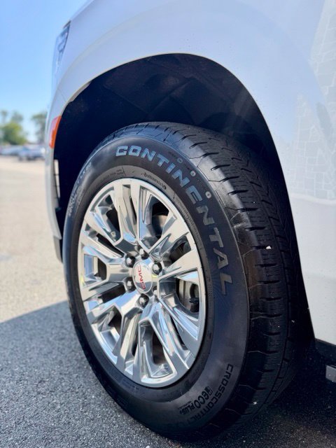 Certified 2024 GMC Yukon XL Denali AWD/4WD image 8