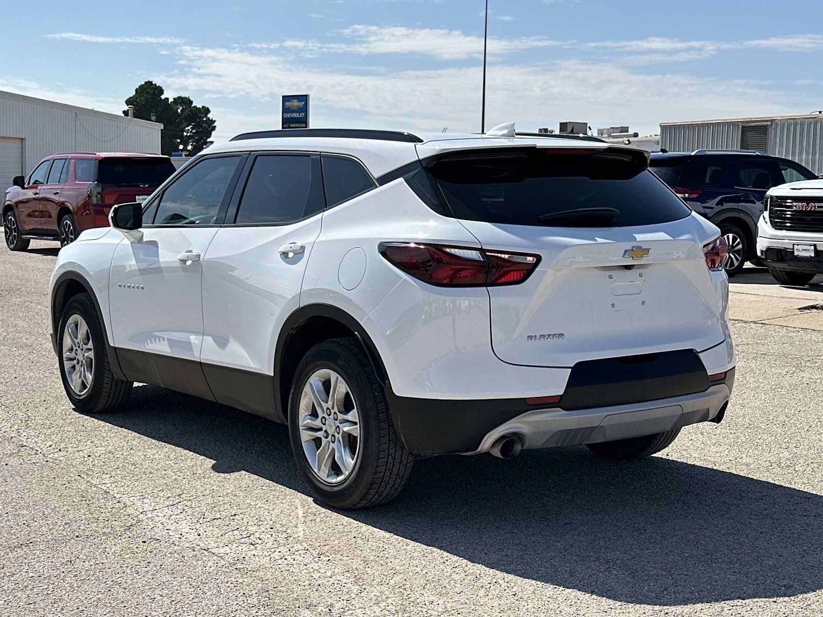 Used 2022 Chevrolet Blazer LT FWD image 12