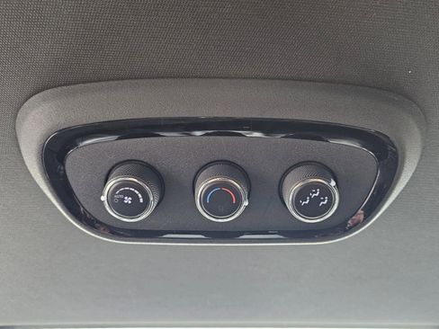 Used 2024 Dodge Durango GT image 35