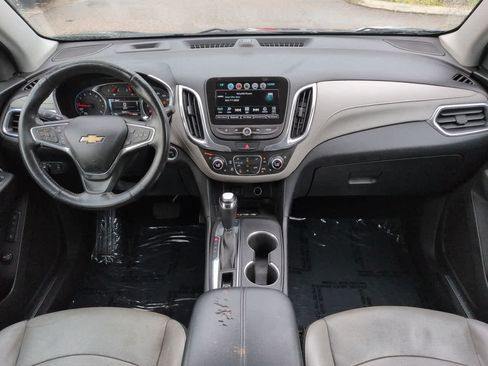 Used 2018 Chevrolet Equinox Premier AWD/4WD image 14