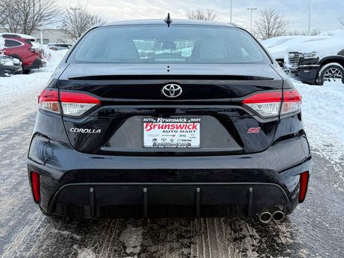 Used 2023 Toyota Corolla SE image 5