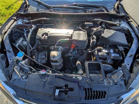 Used 2015 Honda Accord Sport image 26