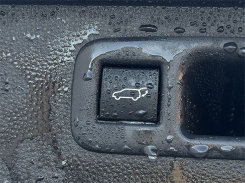 Used 2021 Toyota Highlander XSE image 34