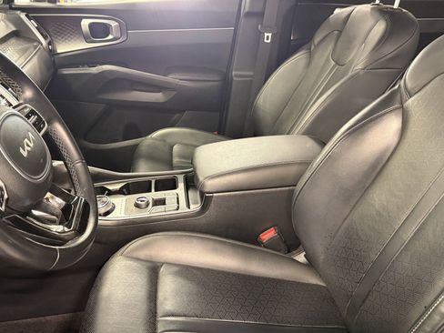 Used 2022 Kia Sorento S AWD/4WD image 19