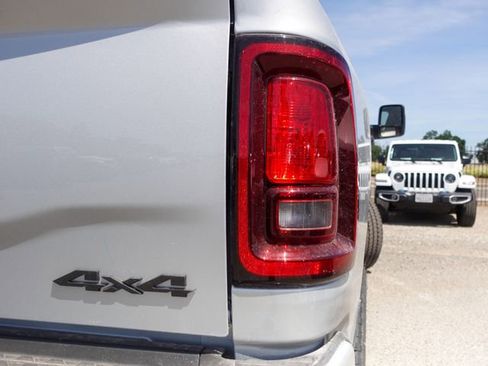 New 2026 RAM 3500 Big Horn AWD/4WD image 6
