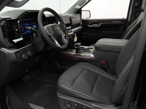 New 2026 Chevrolet Silverado 1500 RST w/ Convenience Package II AWD/4WD image 10