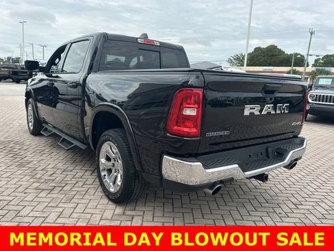 Used 2025 RAM 1500 Big Horn AWD/4WD image 9