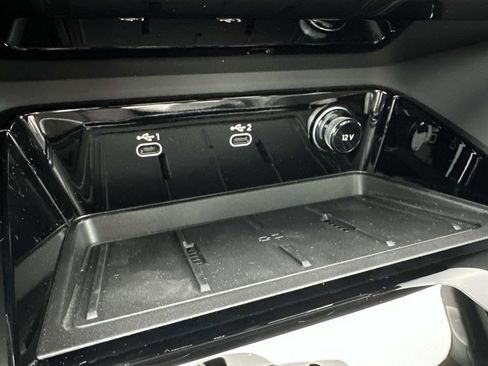 New 2025 Audi SQ5 Premium Plus image 20