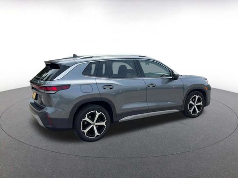 Used 2026 Volkswagen Tiguan SE FWD image 12