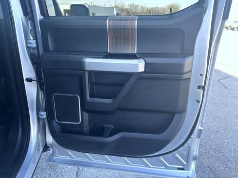 Used 2015 Ford F150 Lariat w/ Equipment Group 502A Luxury image 18