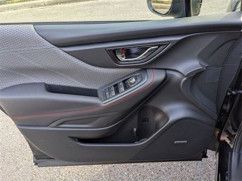 Used 2024 Subaru Forester Sport image 31