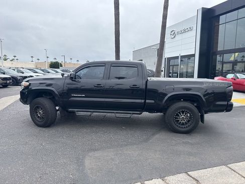 Used 2017 Toyota Tacoma TRD Sport RWD image 10