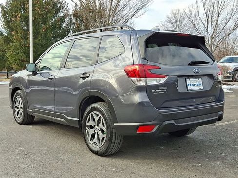 Used 2022 Subaru Forester Premium image 19
