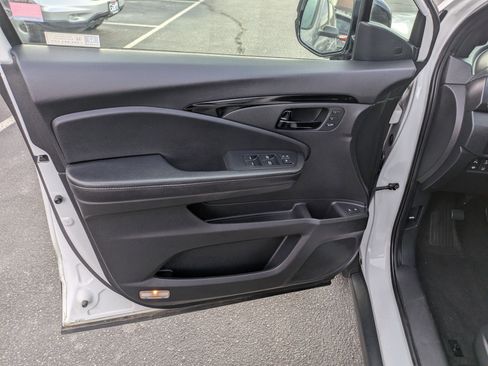 Certified 2023 Honda Passport Elite image 14