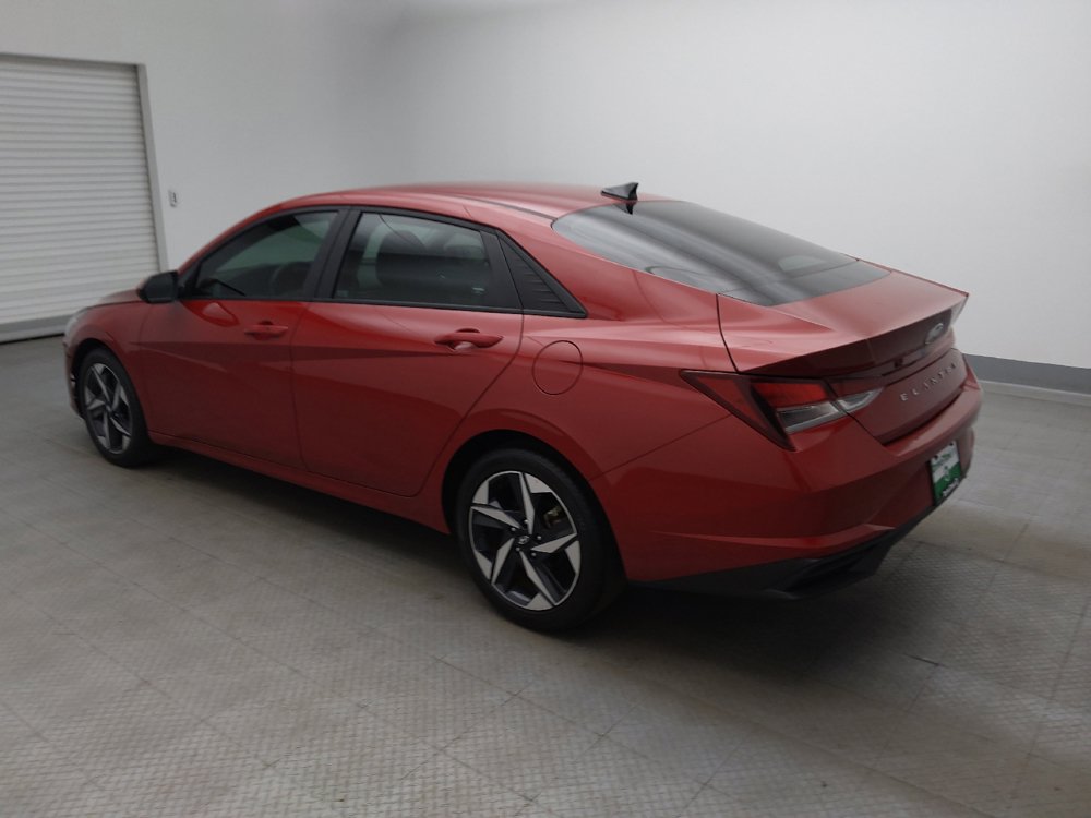 Used 2023 Hyundai Elantra SEL w/ Convenience Package FWD image 10