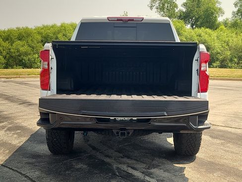 Used 2024 Chevrolet Silverado 1500 ZR2 w/ Technology Package AWD/4WD image 42
