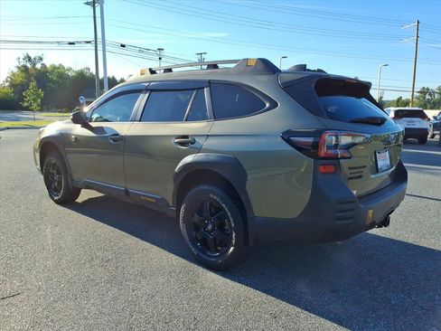 Used 2024 Subaru Outback Wilderness w/ Wilderness Package AWD/4WD image 12