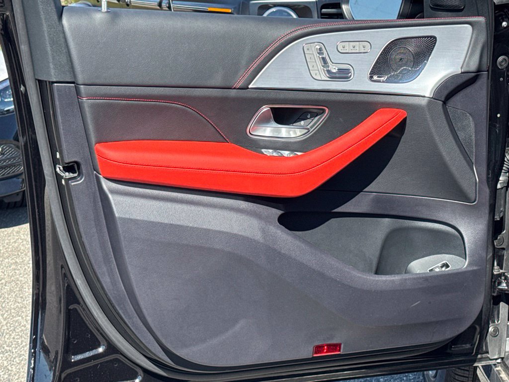 New 2026 Mercedes-Benz GLE 53 AMG 4MATIC Coupe image 19