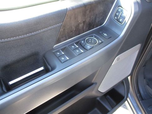 Used 2023 Ford F350 Lariat w/ Lariat Ultimate Package image 12