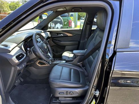Used 2023 Chevrolet TrailBlazer ACTIV AWD/4WD image 11