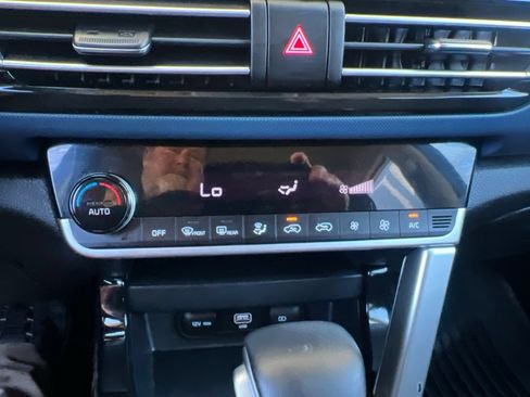 Certified 2023 Kia Seltos S w/ Navigation Package FWD image 54