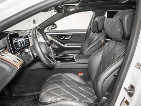 Used 2023 Mercedes-Benz Maybach S 680 4MATIC image 2