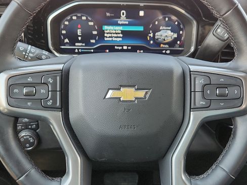 Used 2023 Chevrolet Silverado 1500 LT AWD/4WD image 19