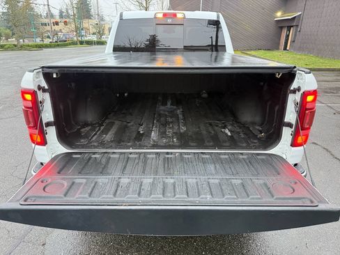 Used 2019 RAM 1500 Laramie Longhorn w/ Bed Utility Group AWD/4WD image 16