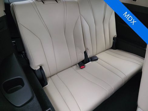 Used 2024 Acura MDX SH-AWD w/ Advance Package image 29
