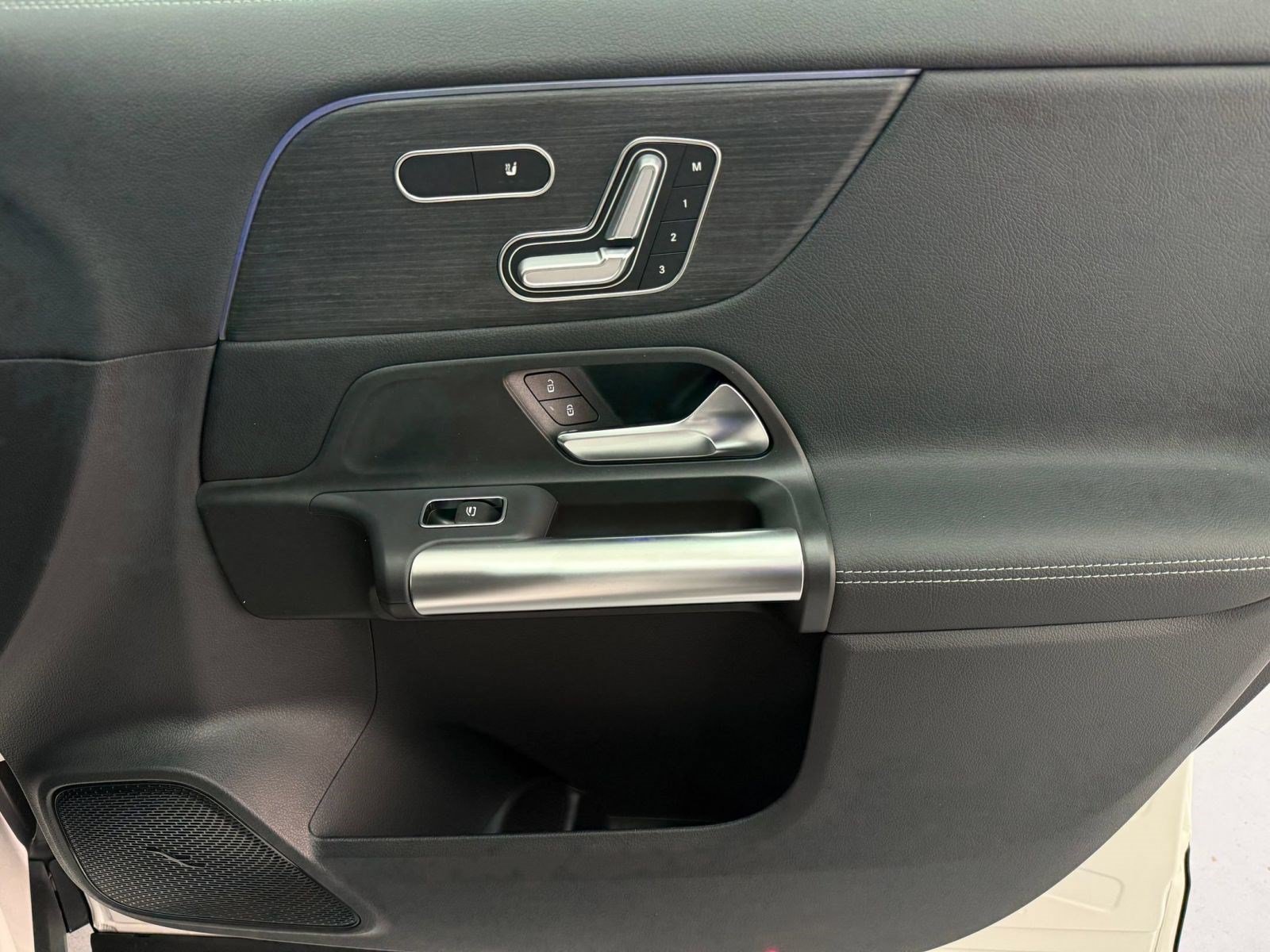 New 2026 Mercedes-Benz GLA 250 4MATIC image 27