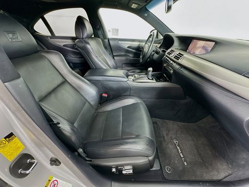 Used 2013 Lexus LS 460 w/ F-Sport Pkg RWD image 34
