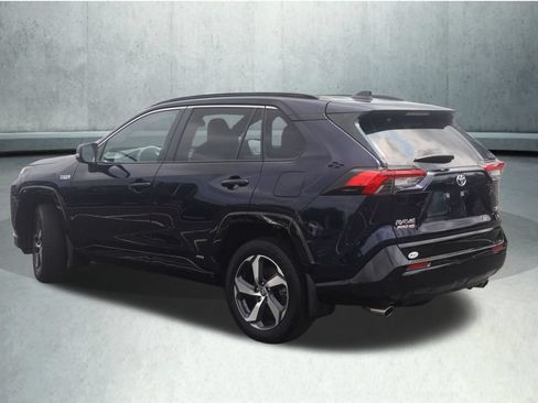 Used 2024 Toyota RAV4 SE AWD/4WD image 17