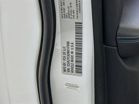 Used 2022 Jeep Grand Cherokee Trailhawk image 12