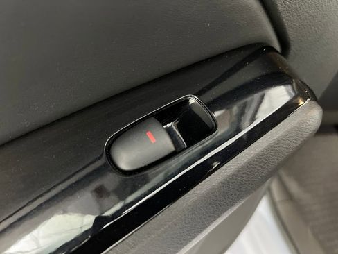 Used 2024 Nissan Altima 2.5 SR image 14