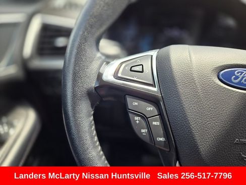 Used 2024 Ford Edge SEL AWD/4WD image 25