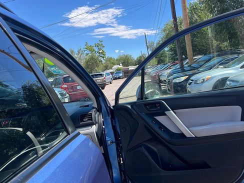 Used 2015 Subaru Forester 2.5i Premium AWD/4WD image 11