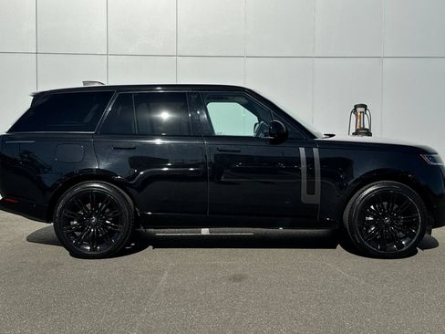 Certified 2025 Land Rover Range Rover SE AWD/4WD image 6