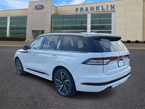 New 2026 Lincoln Aviator Black Label w/ Jet Appearance Package image 5