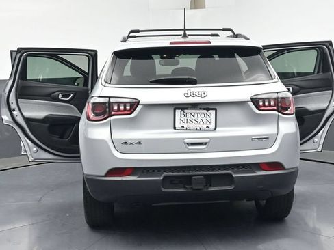 Used 2024 Jeep Compass Latitude AWD/4WD image 48