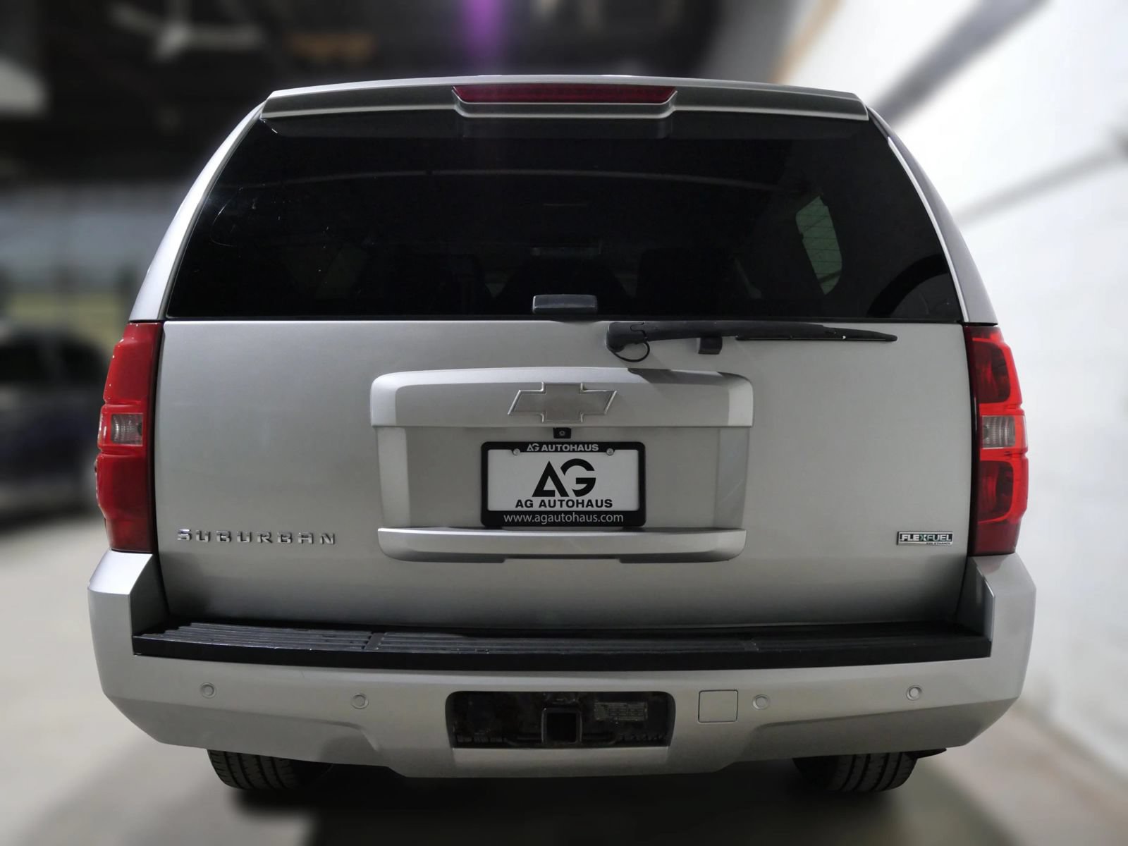 Used 2011 Chevrolet Suburban LT w/ Regional Value Package AWD/4WD image 4
