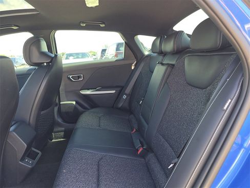 New 2025 Kia K4 GT-Line w/ GT-Line Sunroof Package image 19