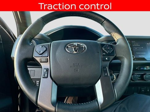 Used 2022 Toyota Tacoma TRD Sport image 10