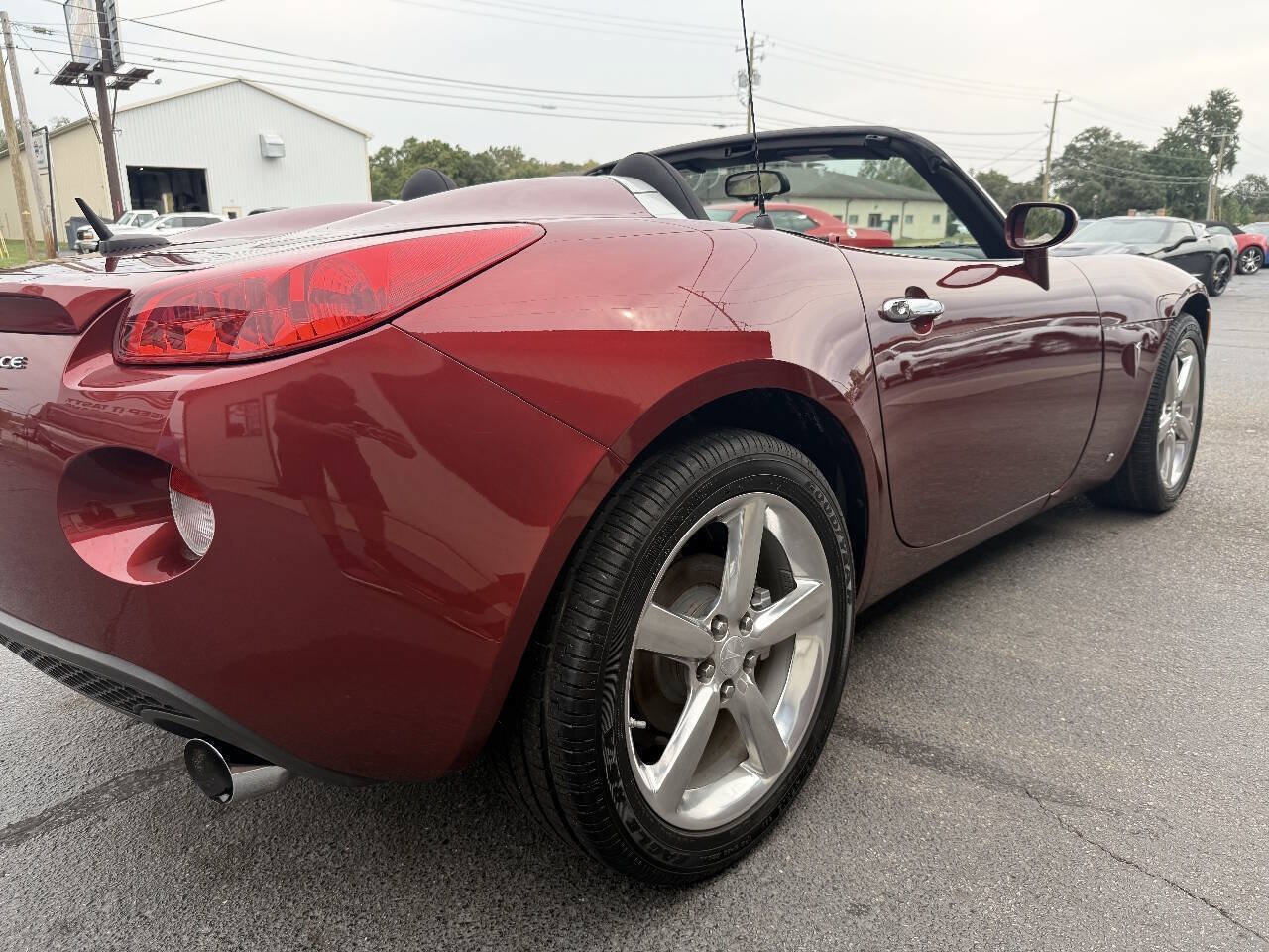 Used 2009 Pontiac Solstice Convertible w/ Preferred Package RWD image 11