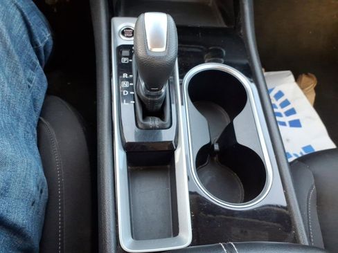 Used 2024 Nissan Altima 2.5 SV image 11