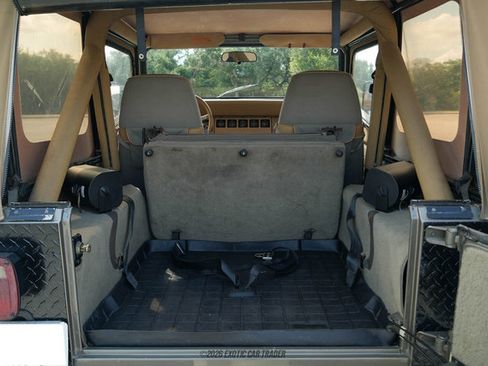 Used 1988 Jeep Wrangler Sahara AWD/4WD image 50