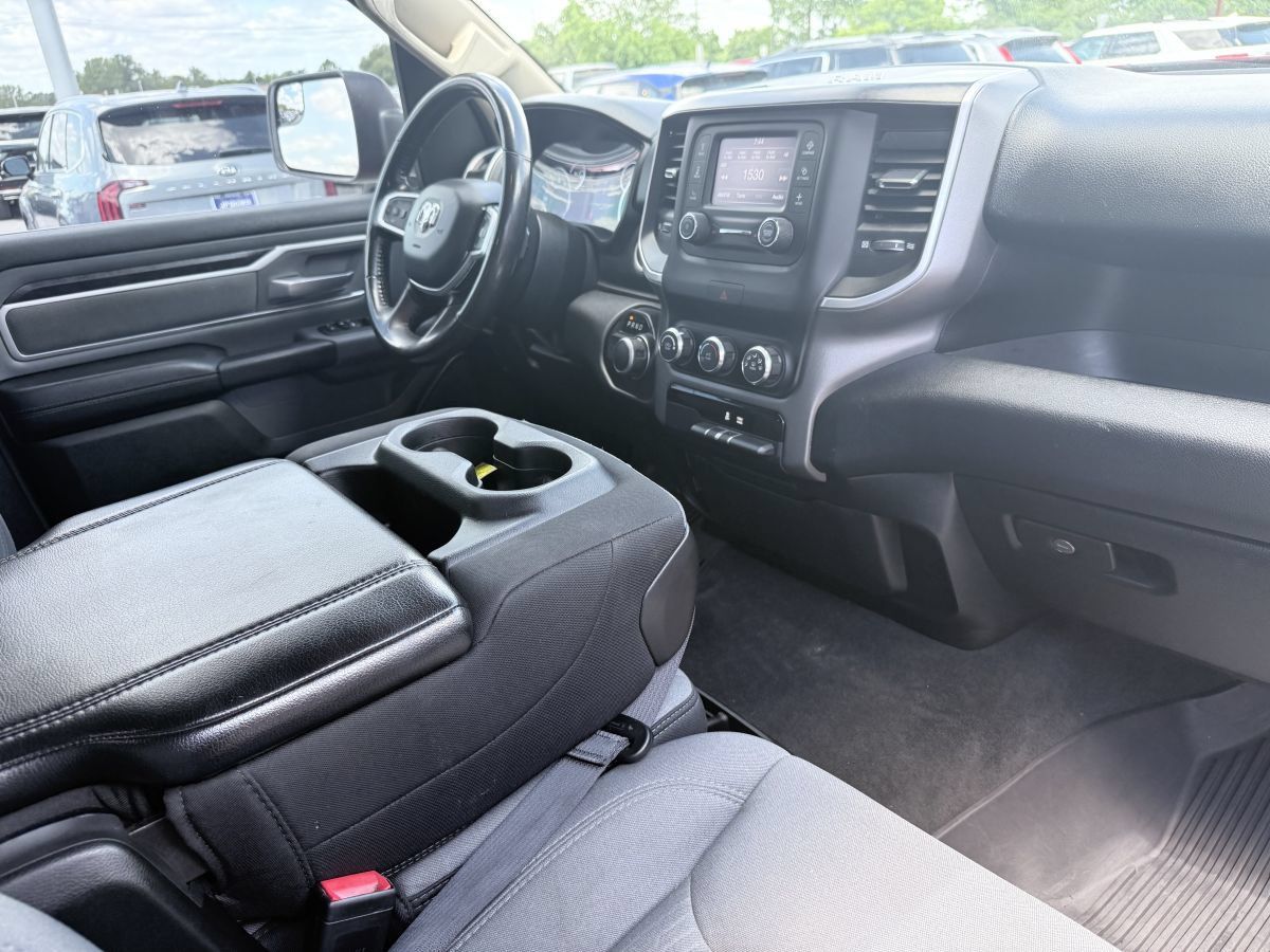Used 2020 RAM 1500 Big Horn RWD image 12