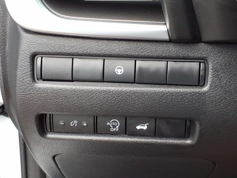 Used 2026 Nissan Rogue SV w/ Cold Weather Package AWD/4WD image 13