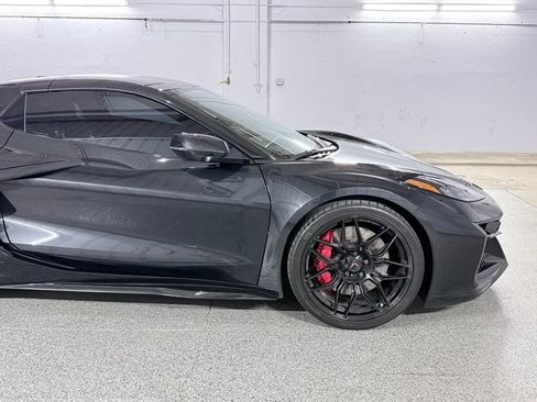 Used 2024 Chevrolet Corvette Z06 w/ Stealth Interior Trim Package RWD image 57