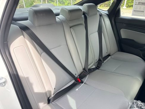 New 2026 Honda Civic Sport image 32